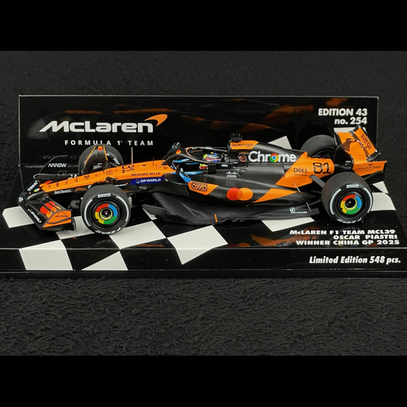 oscar-piastri-mclaren-mcl39-