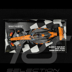 Oscar Piastri McLaren MCL39 n° 81 Sieger China GP 2025 F1 1/43 Minichamps 537254481