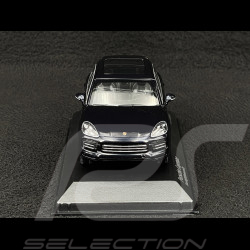 Porsche Cayenne 2017 Moonlight blue 1/43 Minichamps 410066300