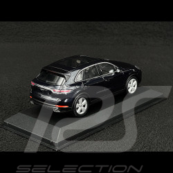 Porsche Cayenne 2017 bleu clair de lune 1/43 Minichamps 410066300