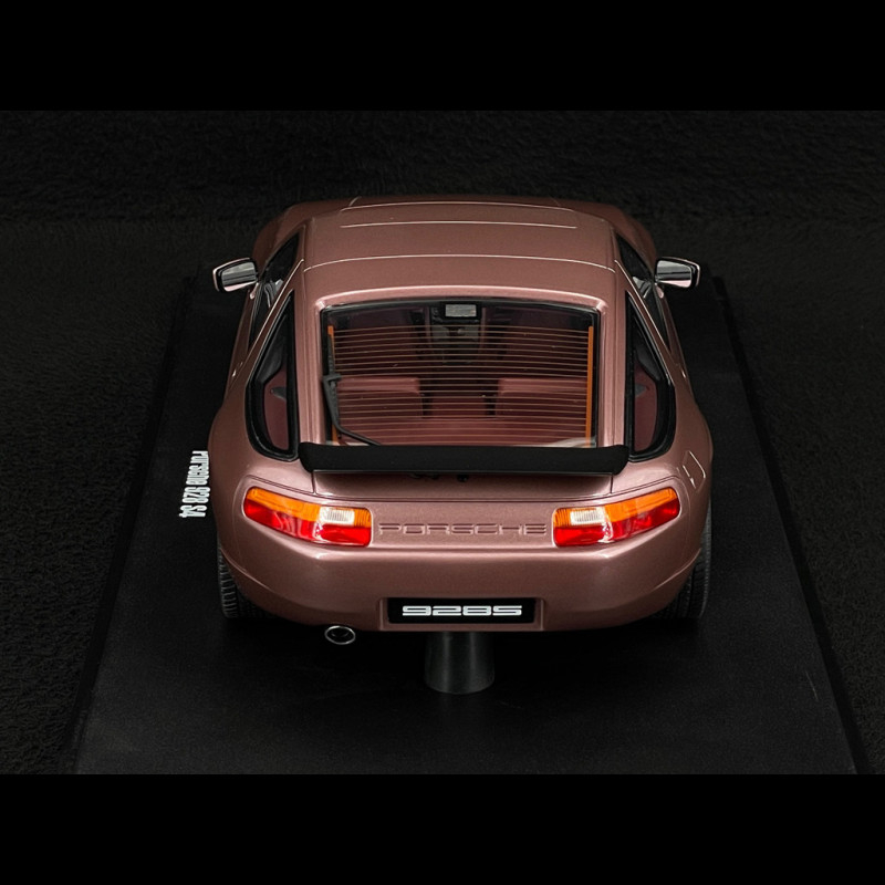 Porsche 928 S 1980 Cassisrot Metallic 1/18 GT Spirit GT524