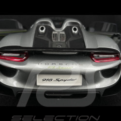 Porsche 918 Spyder Weissach Package 2013 GT Silver 1/12 Autoart 12123