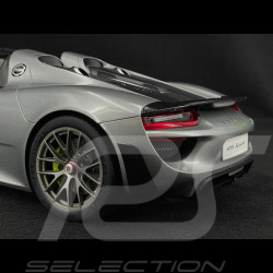 Porsche 918 Spyder Weissach Package 2013 GT Silver 1/12 Autoart 12123