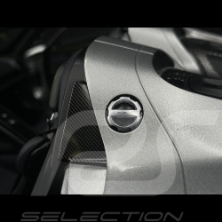 Porsche 918 Spyder Weissach Package 2013 GT Silber 1/12 Autoart 12123