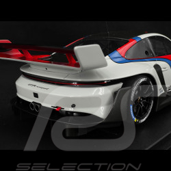 Porsche 911 GT3 R Typ 992 n° 911 Rennsport 2023 Weiß / Blau / Rot 1/18 GT Spirit GT495