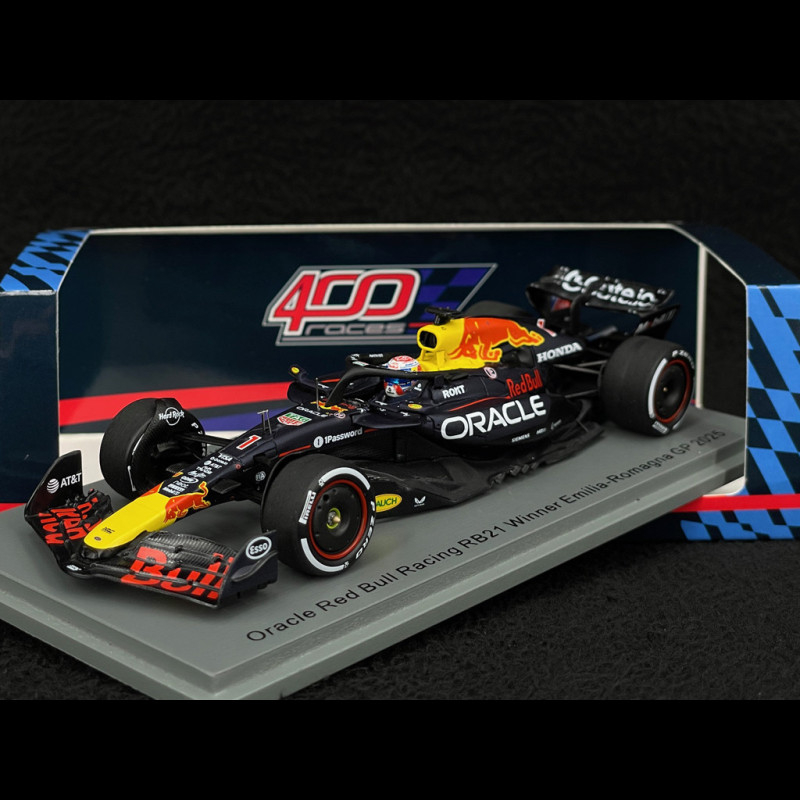 Max Verstappen Red Bull RB21 n° 1 Winner GP Emilia-Romagna 2025 F1