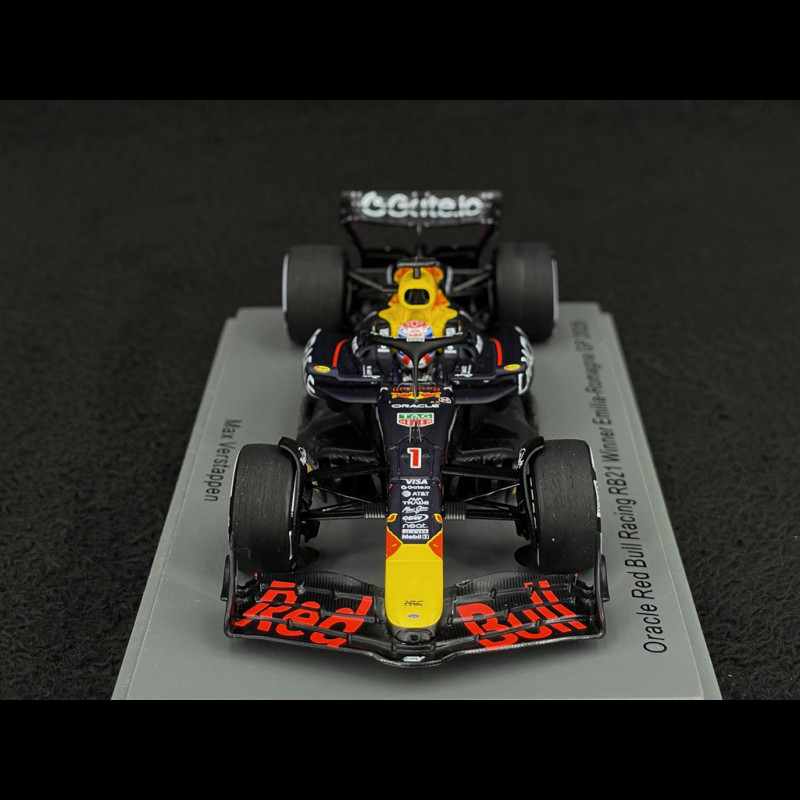 Max Verstappen Red Bull RB21 n° 1 Winner GP Emilia-Romagna 2025 F1