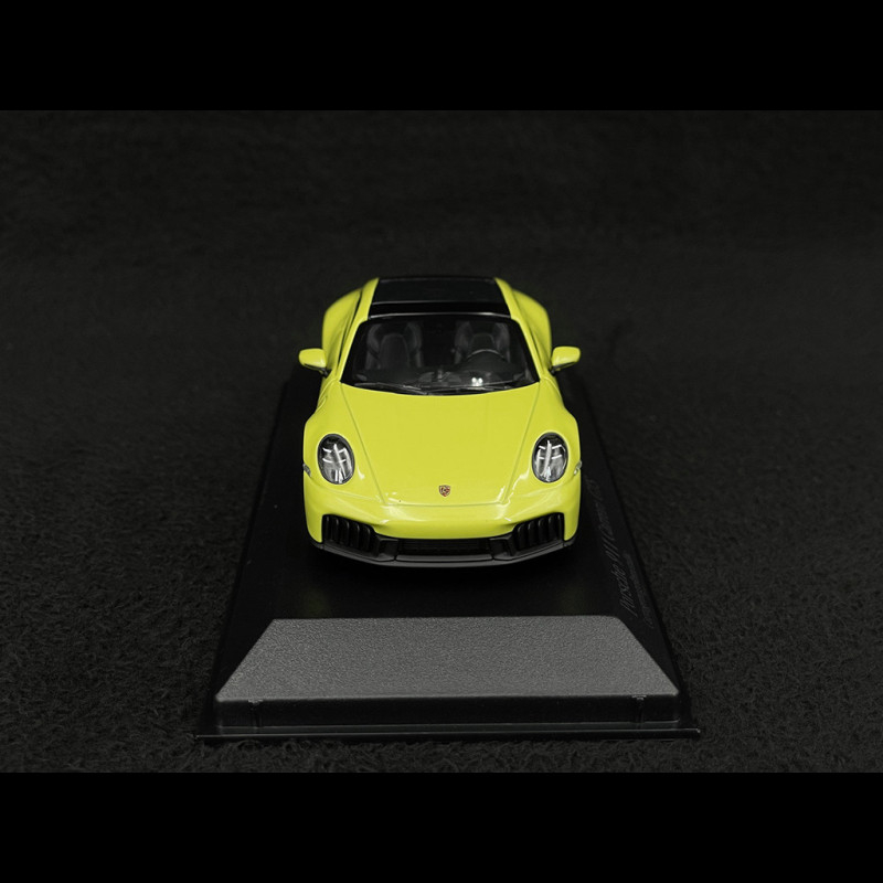 おもちゃ 1/43 ポルシェ 911 (992 Ⅱ) GT3 カルタヘナイエロー