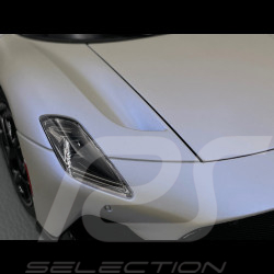 Maserati MC20 2020 Bianco Audace / Noir Brillant 1/18 BBR Models HE180051AMAS