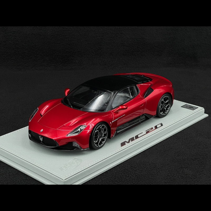 Maserati MC20 2020 Rosso Vincente / Glossy Black With Openings 1