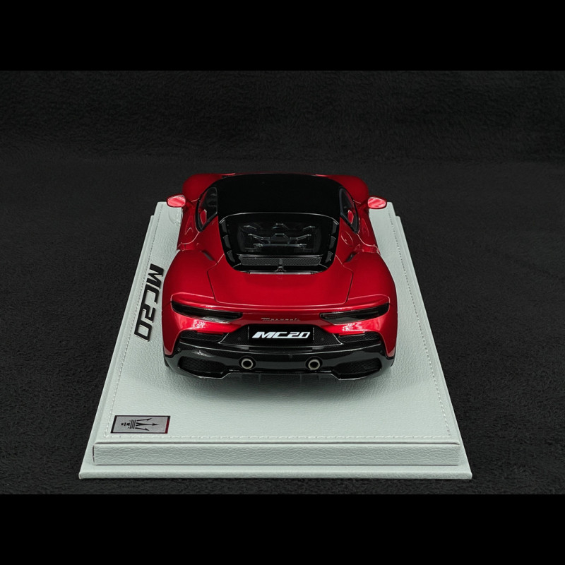 Maserati MC20 2020 Rosso Vincente / Glossy Black With Openings 1