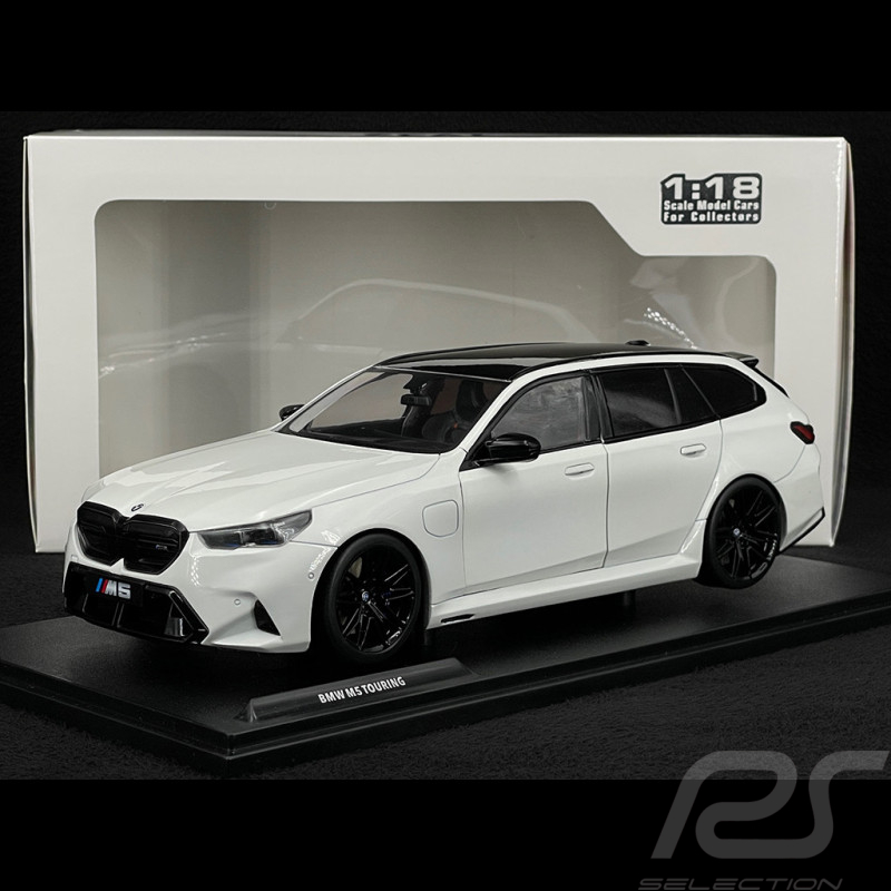 BMW M5 Touring G99 2025 Blanc Alpin Uni 1/18 Solido S1814802