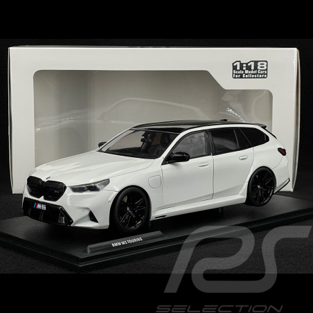 BMW M5 Touring G99 2025 Alpinweiß Uni 1/18 Solido S1814802
