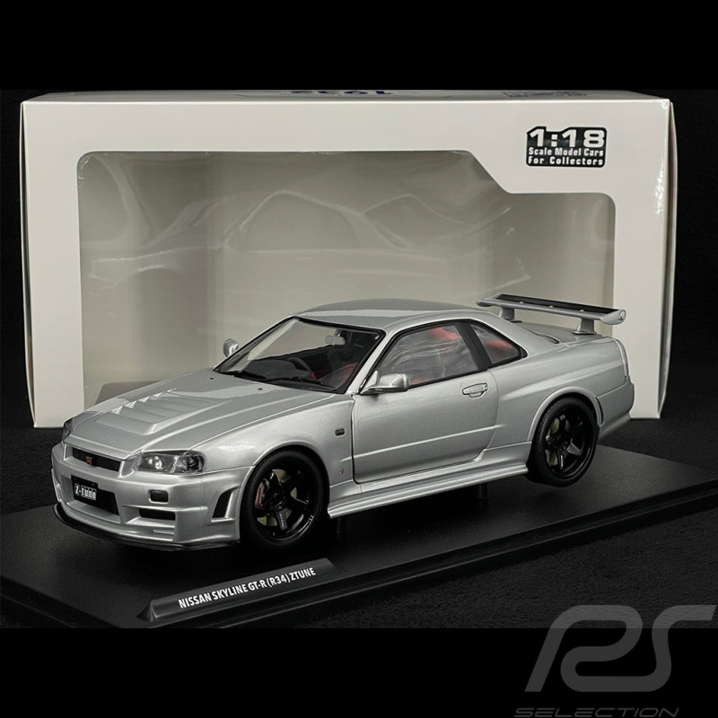 Nissan Skyline GT-R R34 Z Tune 1999 Silber 1/18 Solido S1804312