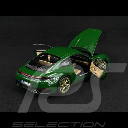Porsche 911 Carrera Type 992.2 2025 Irish Green 1/18 Norev 187172