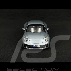 Porsche 911 Carrera Typ 992.2 2025 Polar Silber 1/18 Norev 187170
