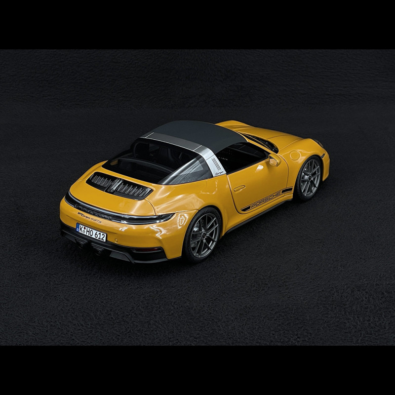 Porsche 911 Targa 4 GTS Type 992.2 2025 Bahama Yellow 1/18 Norev