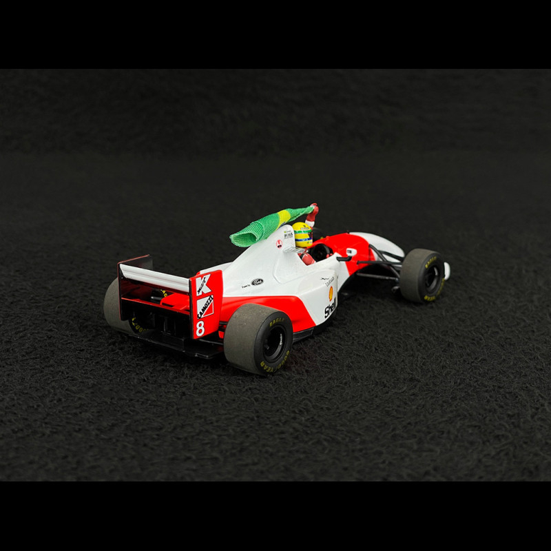 Ayrton Senna McLaren MP4/8 n° 8 Winner Australian GP 1993 F1 Dirty