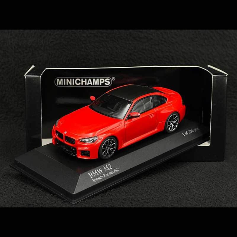 BMW M2 2023 Red Toronto Metallic 1/43 Minichamps 410023120