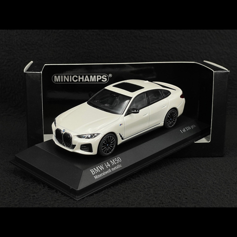 bmw-i4-m50-2022-mineral-white-