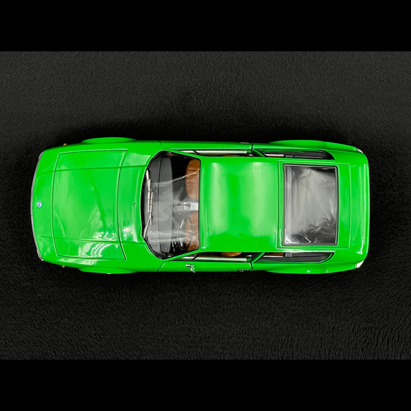 うーす Alfa Romeo Junior Zagato 1969 Verde 1/18 Norev 187832