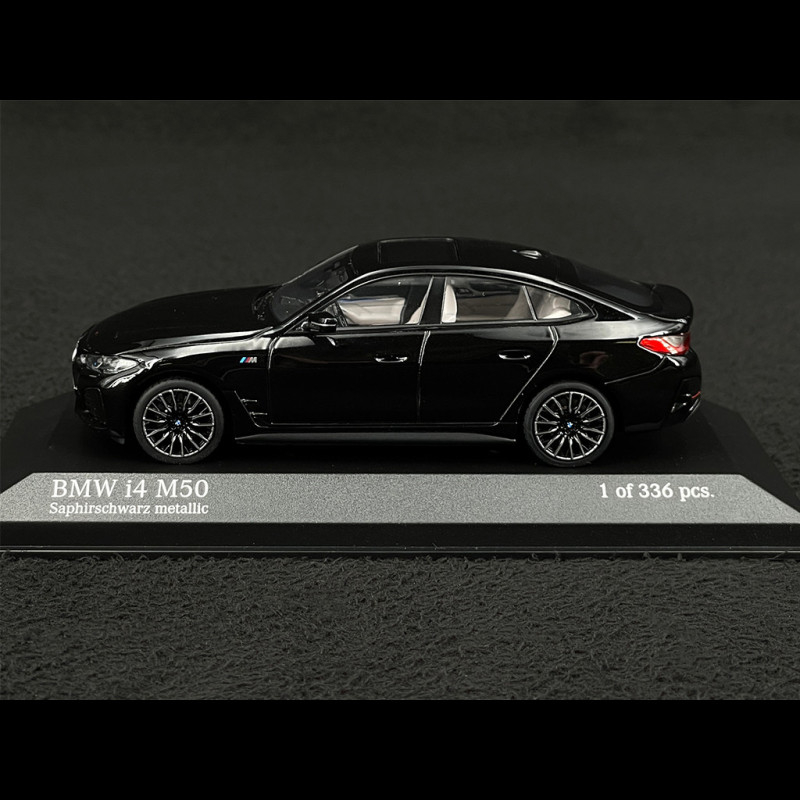 BMW i4 M50 2022 Sapphire Black Metallic 1/43 Minichamps 410024002