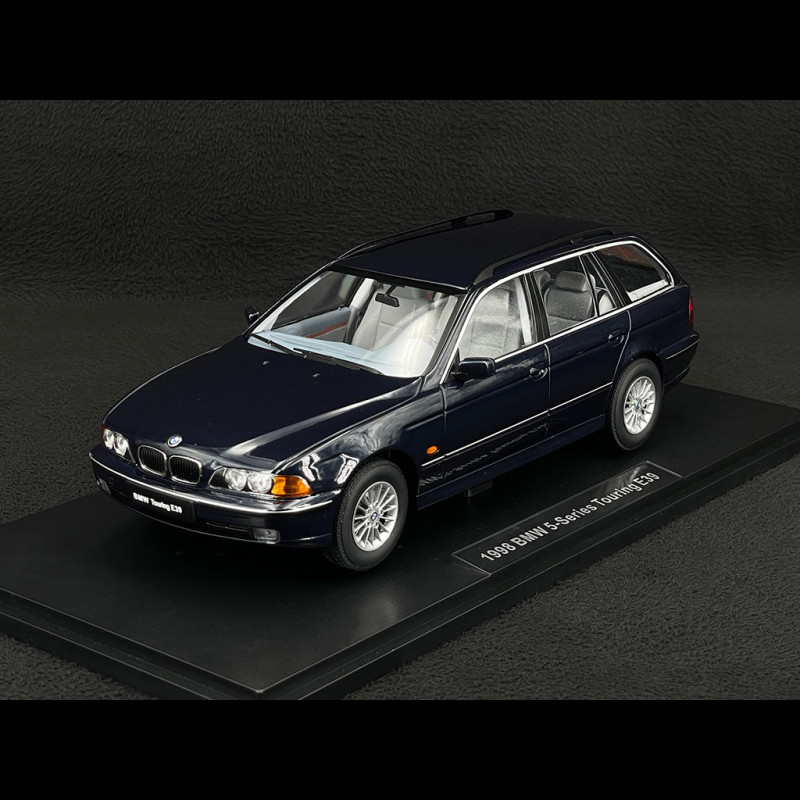 BMW Série 5 (E39) Touring Verte Métal 1998 Miniature 1/18 - TRIPLE9 T9-1800391
