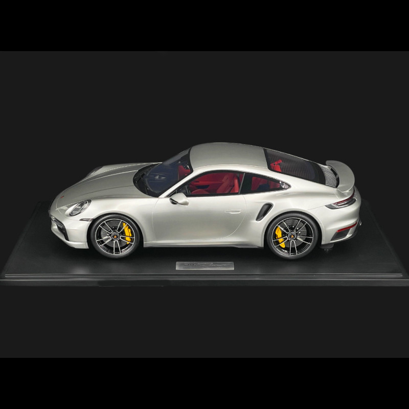 porsche-911-turbo-s-type-992-1
