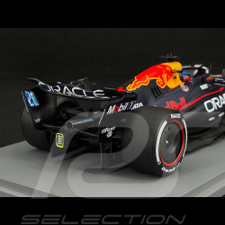 Max Verstappen Red Bull RB20 n° 1 Vainqueur Championnat du Monde 2024 F1 avec Pit Board 1/18 Spark 18S666