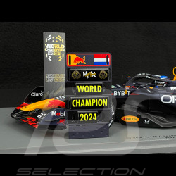 Max Verstappen Red Bull RB20 n° 1 Sieger Weltmeisterschaft 2024 F1 mit Pit Board 1/18 Spark 18S666