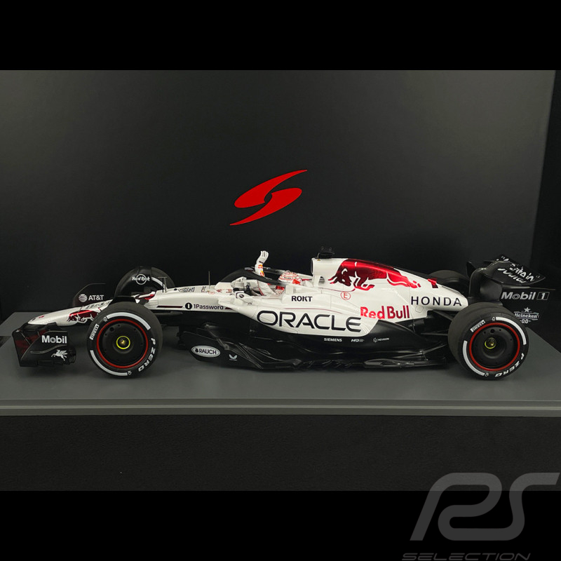 Max Verstappen Red Bull RB21 n° 1 Winner Japanese GP 2025 F1 with Pit Board 1/12 Spark 12S054