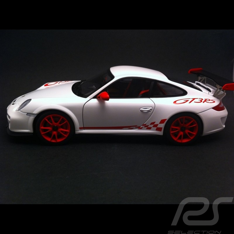 Porsche 997 GT3 RS 3.8 blanche / rouge 1/18 Autoart 78143 Porsche 997 GT3 RS 3.8 blanche / rouge 1/18 Autoart 78143