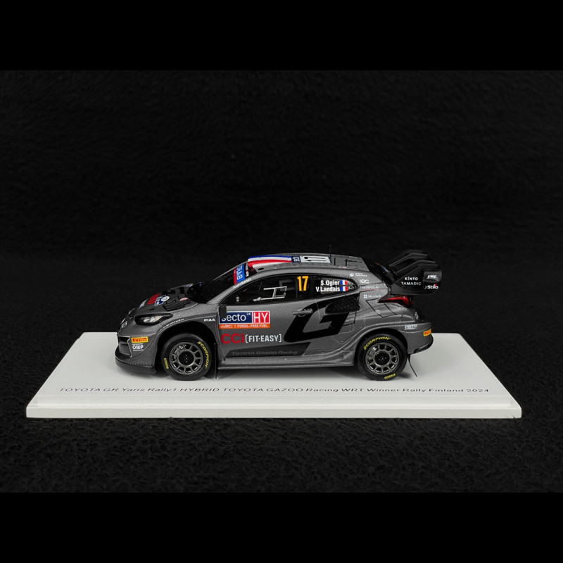 Sébastien Ogier Toyota GR Yaris Rally1 n° 17 Winner Rally Finlande