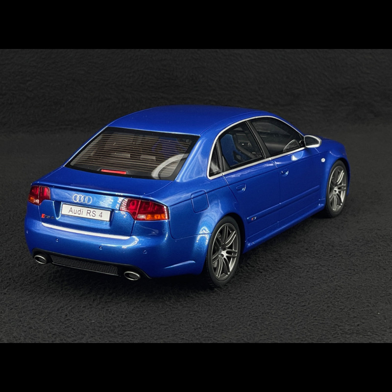 Audi RS4 B7 2007 Sprint Blue 1/18 Ottomobile OT1215