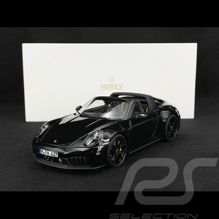 Porsche 911 Targa 4 GTS...