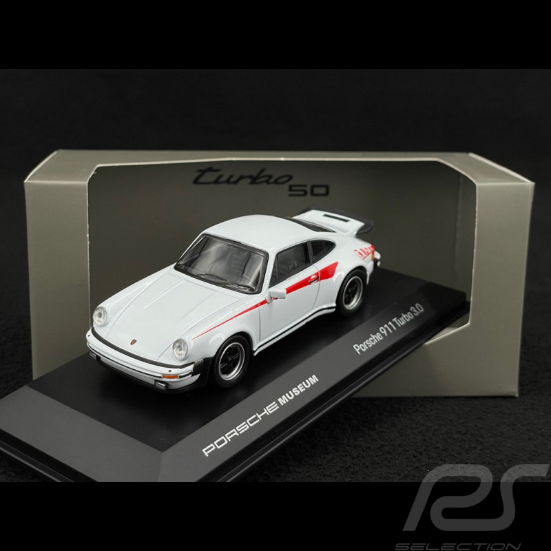 Porsche 911 Turbo 3.0 Typ 930 1975 Turbo 50 Edition Weiß / Rot 1/43 Welly MAP01993424