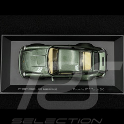 Porsche 911 Turbo 3.0 Type 930 1975 Oak Green 1/43 Welly MAP01993024