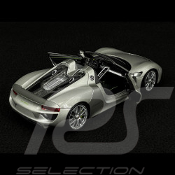 Porsche 918 Spyder 2014 Silber 1/24 Welly MAP02484824