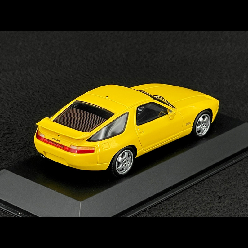 Porsche 928 GTS 1991 speed yellow 1/43 Spark MAP02005217