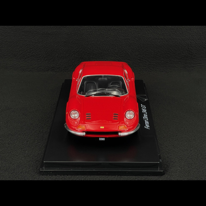 Ferrari Dino 246 GT 1969 Red 1/18 MCG MCG18359