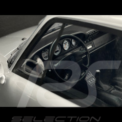 Porsche 911 Carrera 4S Type 993 1995 Argent Polaire 1/8 GT Spirit GTS801901