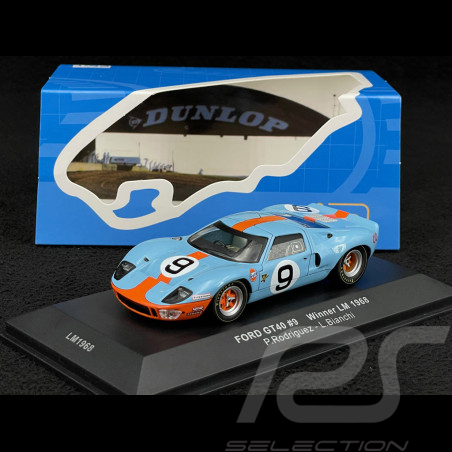 Ford GT40 n° 9 Gulf Vainqueur 24h Le Mans 1968 1/43 Ixo LM1968