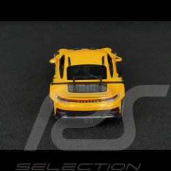 Porsche 911 GT3 RS Type 992 2022 Yellow 1/24 Welly MAP02499424