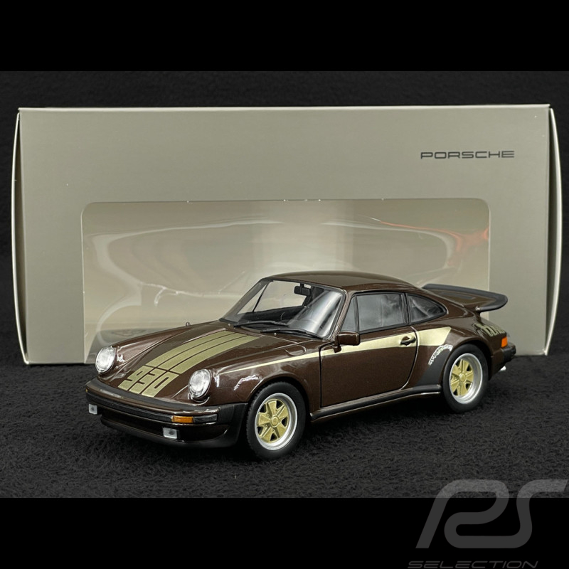 Porsche 911 Turbo 3.0 Type 930 1975 Brown / Gold 1/24 Welly MAP02493224