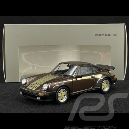 Porsche 911 Turbo 3.0 Typ 930 1975 Braun / Gold 1/24 Welly MAP02493224