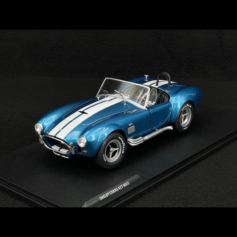 Shelby Cobra 427 S/C 1965 Metallic Blue 1/18 Solido S1850017