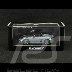 Porsche 718 Spyder RS 2023 Weissach Package Arctic Grey 1/43 Minichamps 410063130