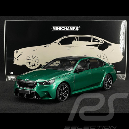 BMW M5 2024, color verde...