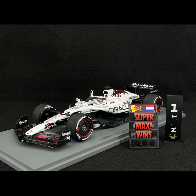 Max Verstappen Red Bull RB21 n° 1 Winner Japanese GP 2025 F1 with