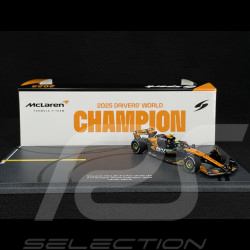 Lando Norris McLaren MCL39 n° 4 3rd Abu Dhabi GP / World Champion 2025 F1 with Pit Board 1/43 Spark S9678